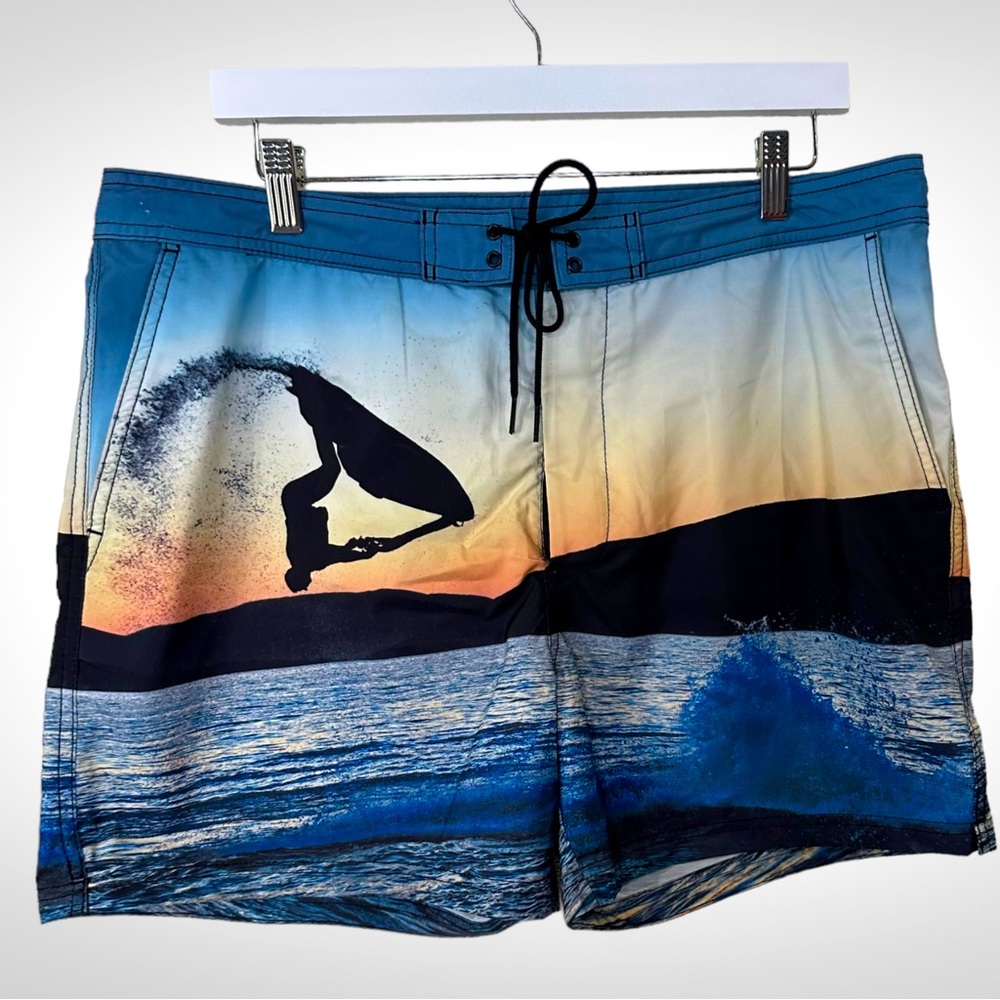 H&M Men’s Surfing Swim Trunks